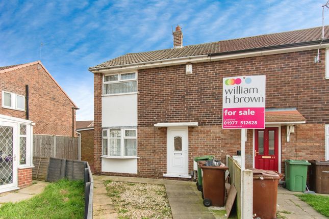 2 bedroom semi-detached house for sale