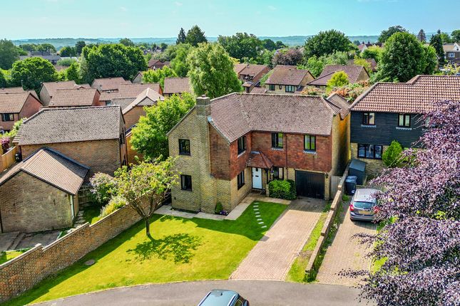 Bridger Way, Crowborough, TN6 5 bed detached house for sale