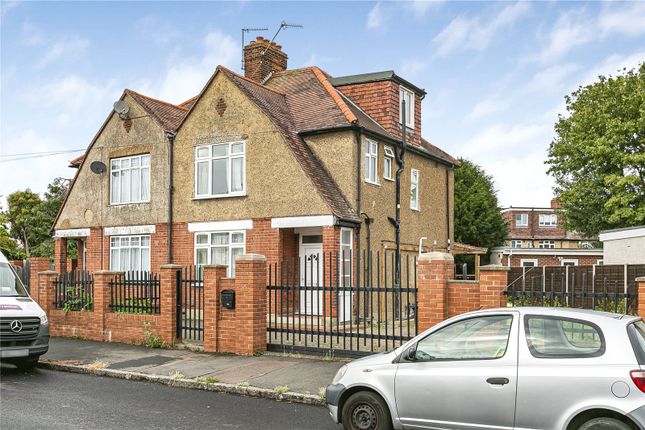 Chatsworth Crescent, Hounslow, TW3 4 bed semi