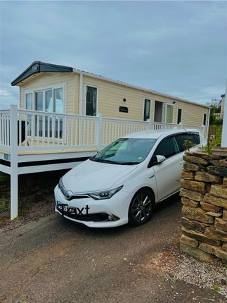 2 bed hotel