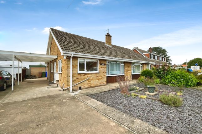 2 bedroom semi-detached house for sale