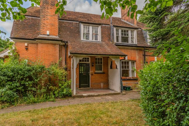Battlefield Road, St. Albans... 6 bed detached house for sale