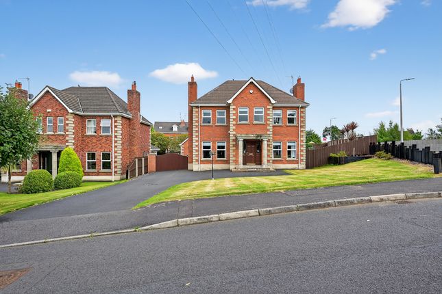 4 bed detached house