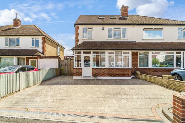 4 bedroom end of terrace house for sale