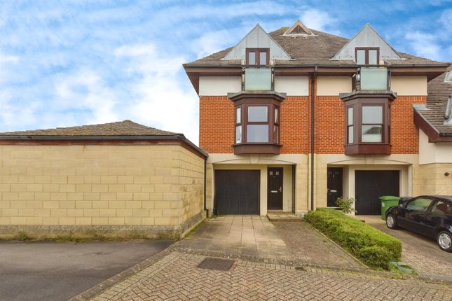3 bed town house