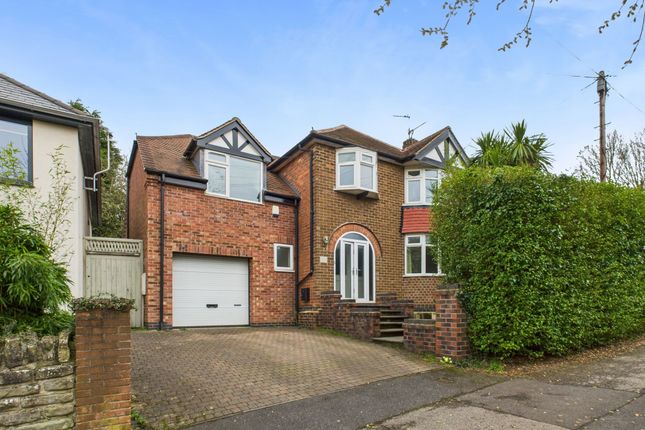 Private Road, Nottingham NG3 4 bed detached house for sale