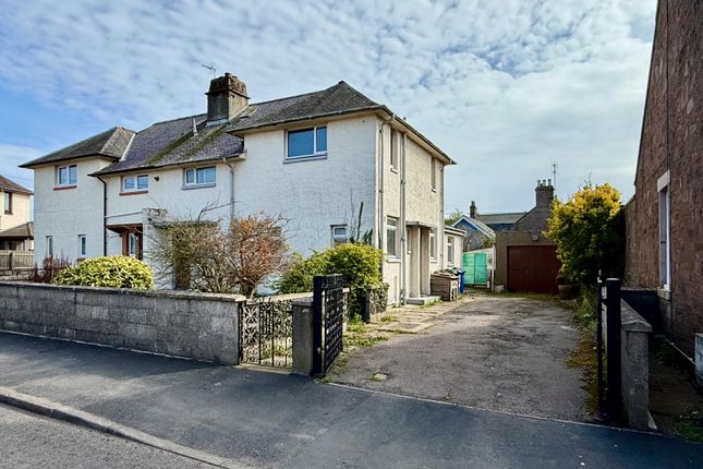 3 bed semi-detached house