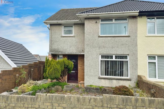 Semi-detached house for sale
