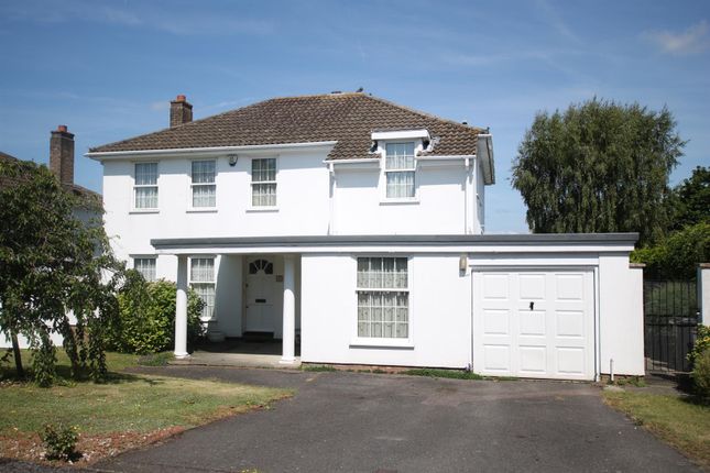 BADINGHAM DRIVE, FETCHAM, KT22 4 bed detached house for sale