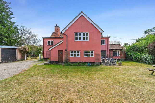 Wickham Market Road, Charsfield, IP13 5 bed detached house for sale