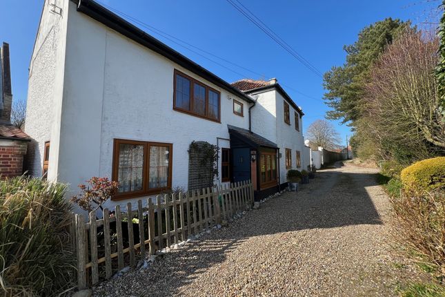 West Caister 5 bed detached house for sale
