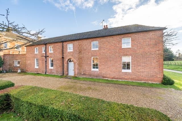 Eaton Bishop,  Herefordshire,  HR2 5 bed detached house for sale