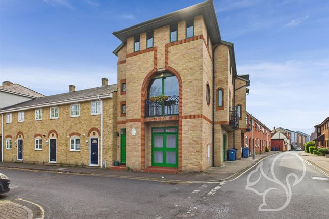 Acton Square, Sudbury 3 bed townhouse for sale