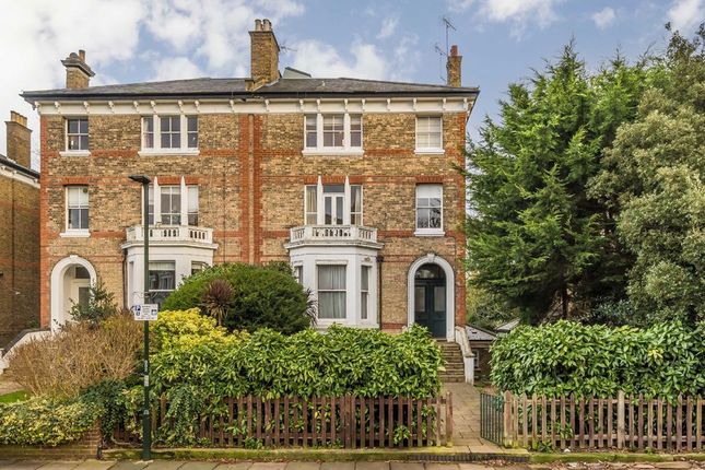 The Barons, St Margarets TW1 1 bed flat for sale