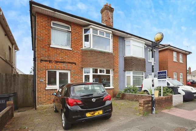 Columbia Road, Bournemouth BH10 4 bed semi