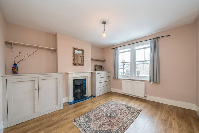 Winchester Road, St Margarets TW1 1 bed flat for sale