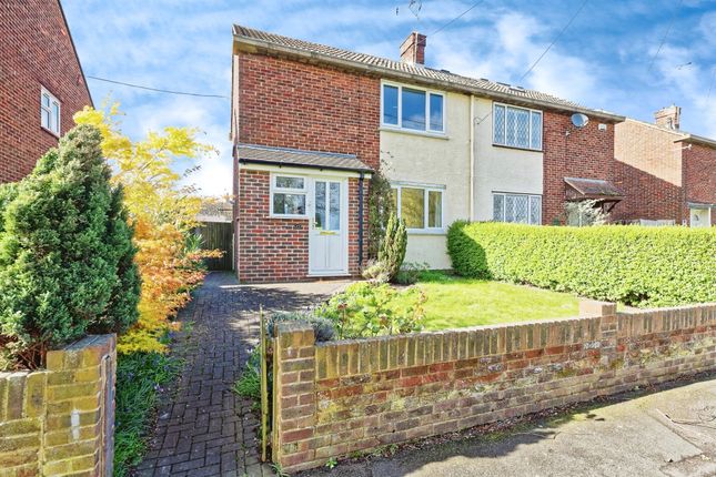 2 bedroom semi-detached house for sale