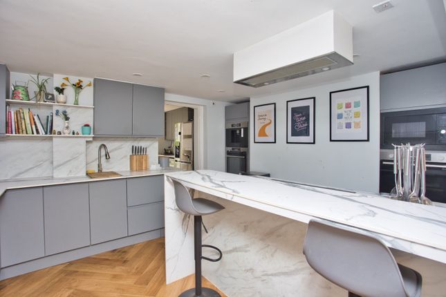 Castle Street, Dover, Kent, CT16 5 bed terraced house for sale