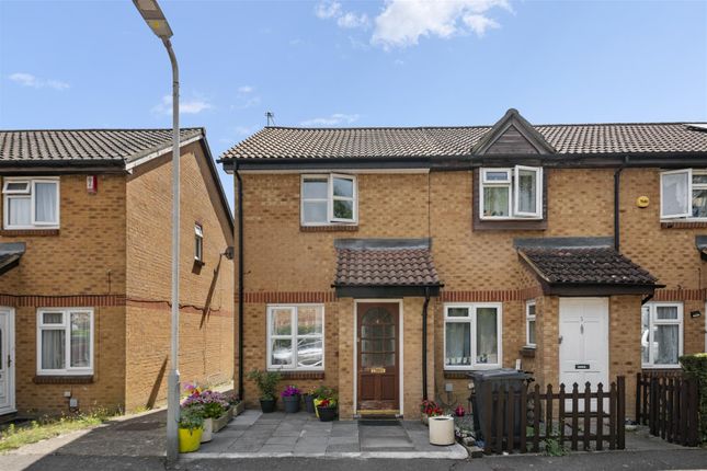 3 bedroom end of terrace house for sale