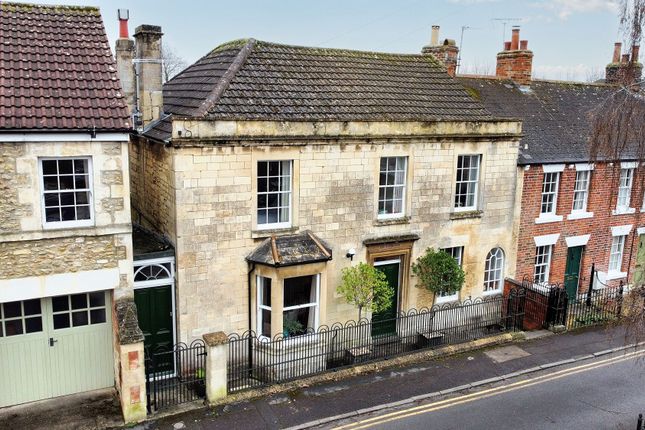 Alma Street, Trowbridge BA14 4 bed terraced house for sale
