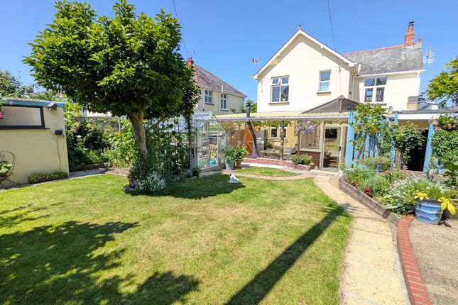 Springfield Avenue, Barnstaple, EX32 3 bed detached house for sale