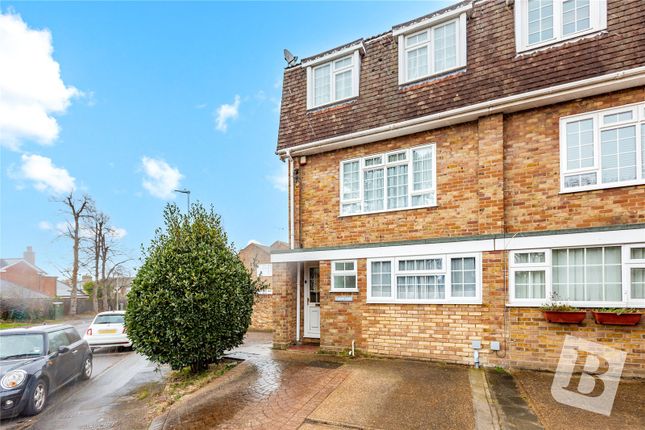 4 bed end terrace house