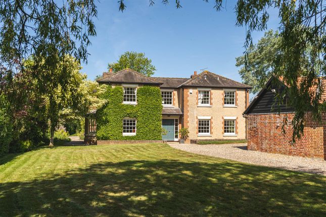 Nosterfield End, Castle Camps CB21 5 bed detached house for sale