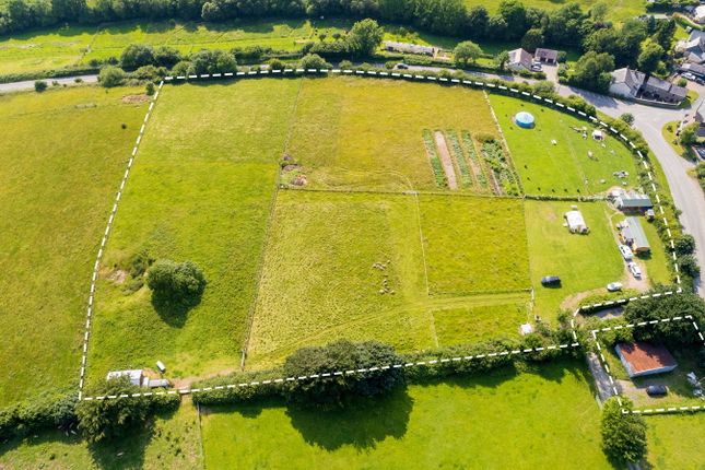 Barnstaple EX31 3 bed property with land for sale