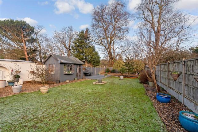 Honeyden Road, North Cray, Sidcup, Kent 3 bed detached house for sale