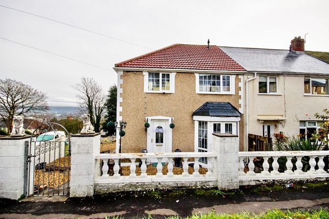 Brynglas Avenue, Pontllanfraith, NP12 3 bed semi
