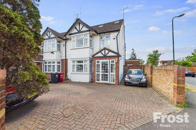 Langley Road, Langley, Berkshire, SL3 4 bed semi