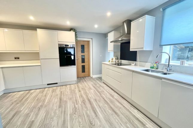 Old Torquay Road, Preston, Paignton 2 bed ground floor flat for sale