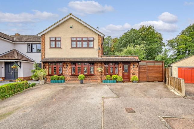Amwell Lane, Stanstead Abbotts 3 bed semi