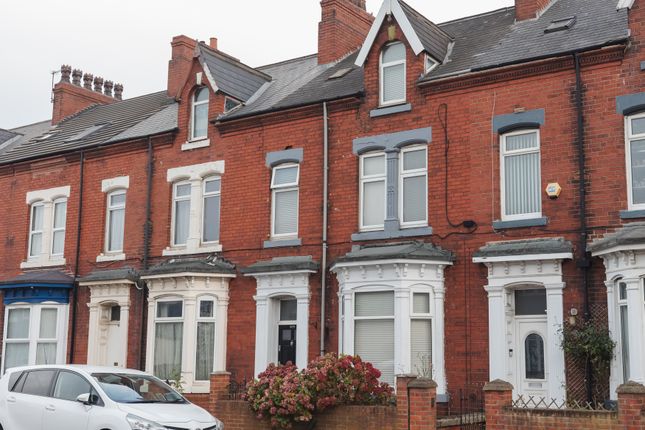 Stockton Road, Hartlepool TS25 6 bed house of multiple occupation for sale