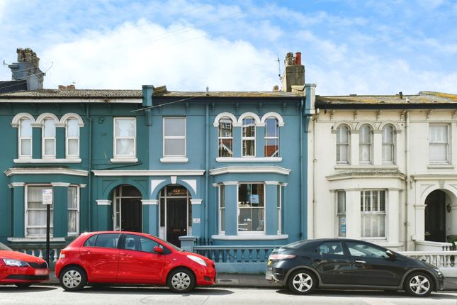 2 bed flat