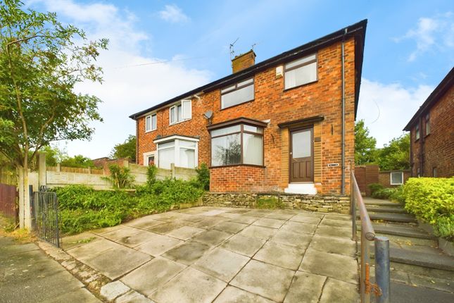 Lingmell Avenue, Carr Mill, St... 3 bed semi