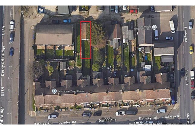2 bed terraced house