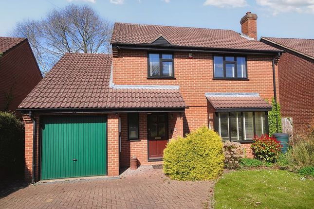 The Chimes, High Wycombe HP12 4 bed detached house for sale