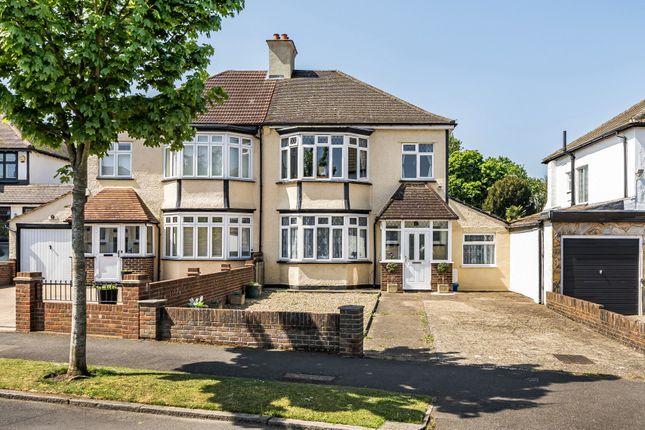 Redford Avenue, Wallington SM6 4 bed semi