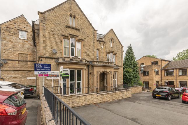Redwing Crescent, Huddersfield HD3 1 bed flat for sale