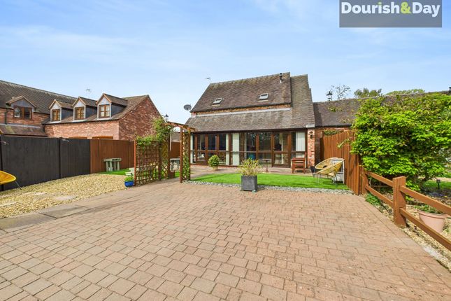 Spring Farm Grange, Stafford ST18 2 bed detached house for sale