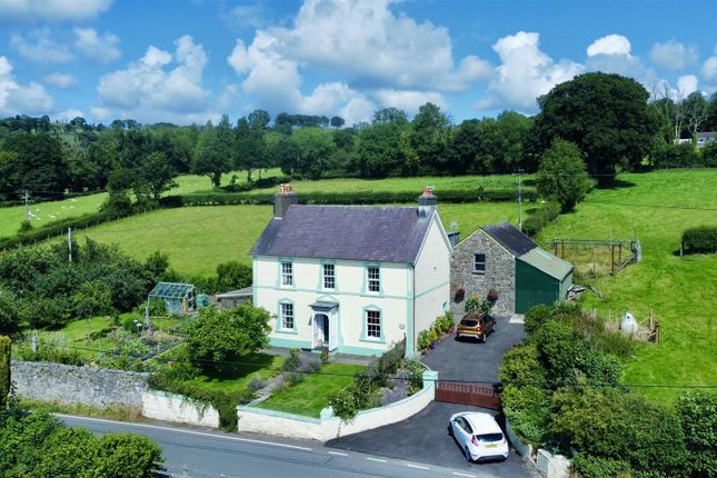 Pontsian, Llandysul 4 bed property with land for sale