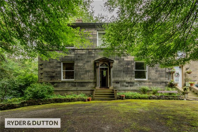 Milnrow Road, Shaw, Oldham, Greater... 5 bed semi