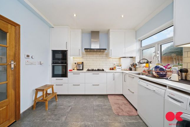 Widecombe Gardens, Redbridge IG4 4 bed terraced house for sale