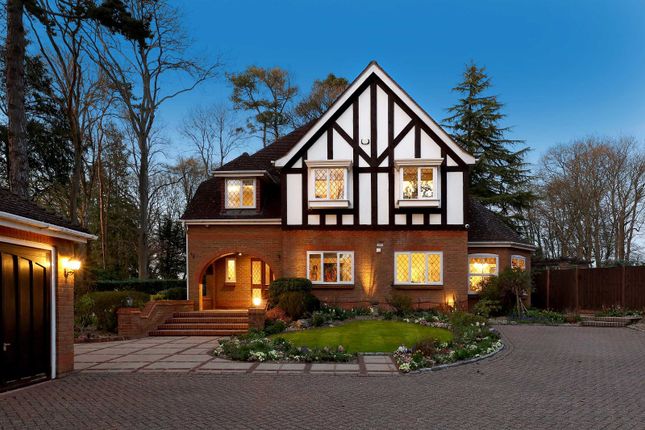 Manor Road, Penn, Buckinghamshire, HP10 5 bed detached house for sale