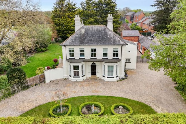 Norwich Road, Dereham, Norfolk, NR20 5 bed detached house for sale