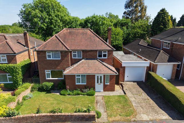 Fremantle Road, High Wycombe... 3 bed detached house for sale