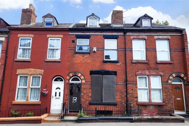 4 bedroom terraced house for sale