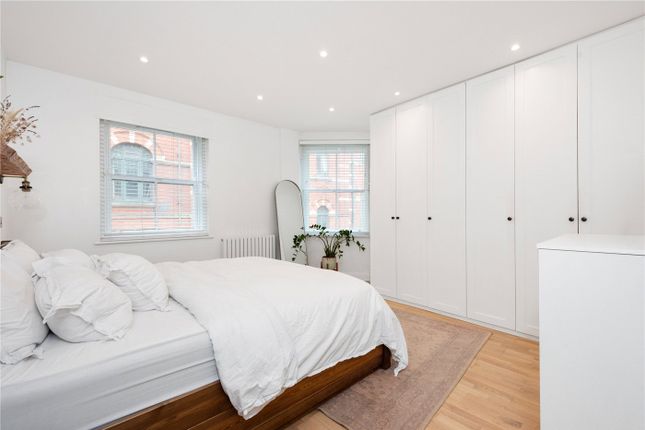 Wheler Street, London, E1 2 bed ground floor flat for sale