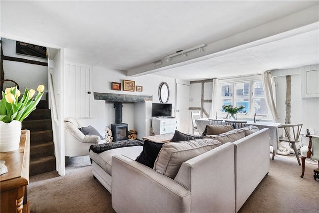 St. Martins, Marlborough, SN8 2 bed terraced house for sale